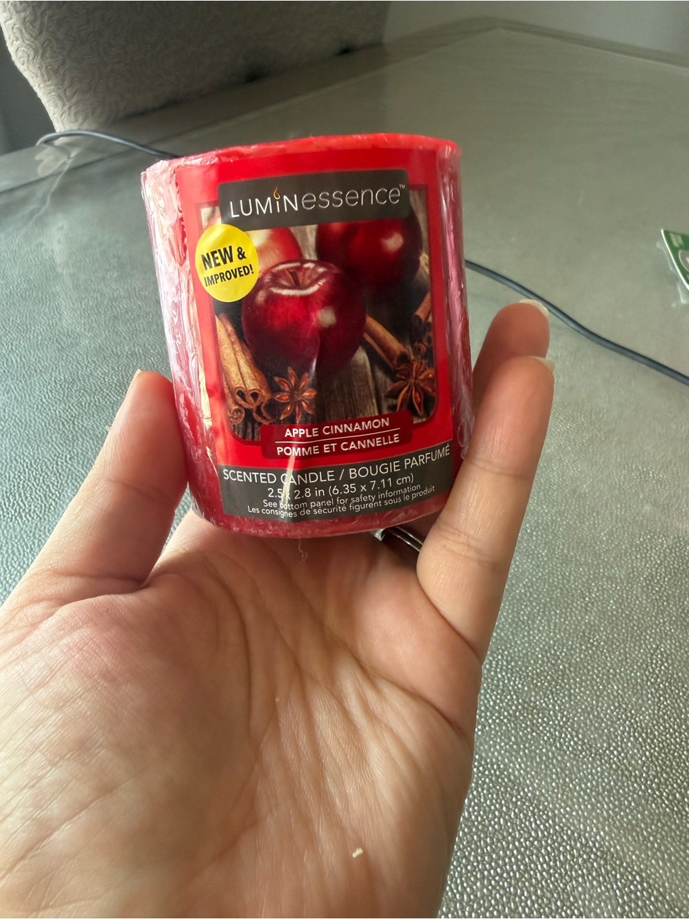 Red Scented Apple Cinnamon Candle